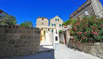Ibella Boutique Rooms Split 4*,