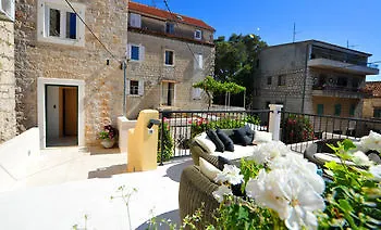 **** לינה וארוחת בוקר ספליט Ibella Boutique Rooms קרואטיה